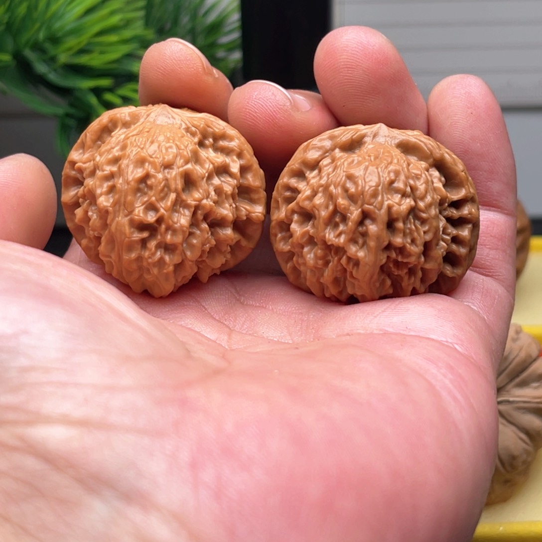 文玩核桃吊坠35龙眼元宝