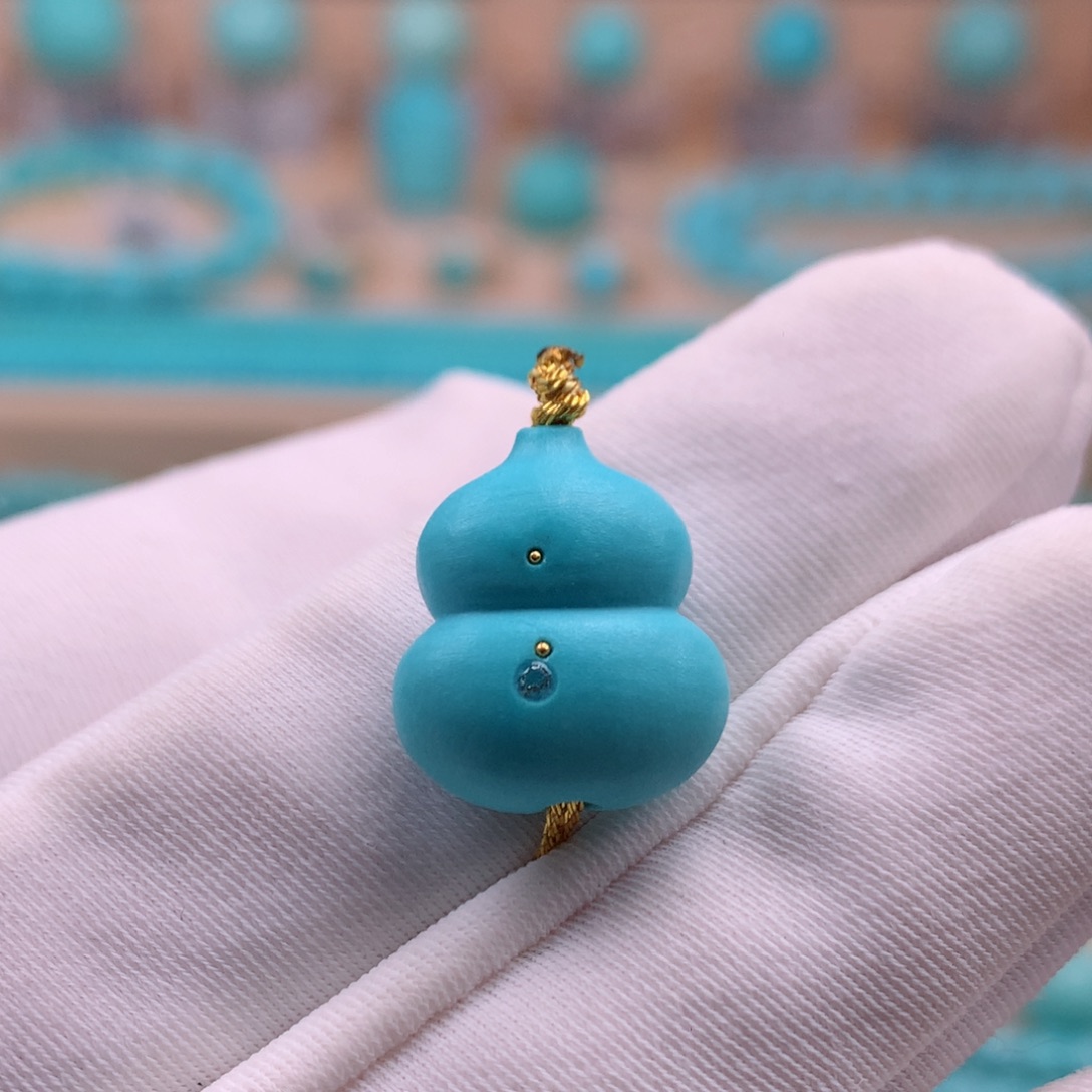 绿松石18K金镶嵌珠宝奇石