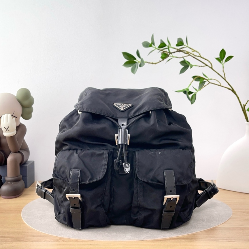 95新 Prada/普拉达 【九筒奢品】倒三角标LOGO/双肩包/5961