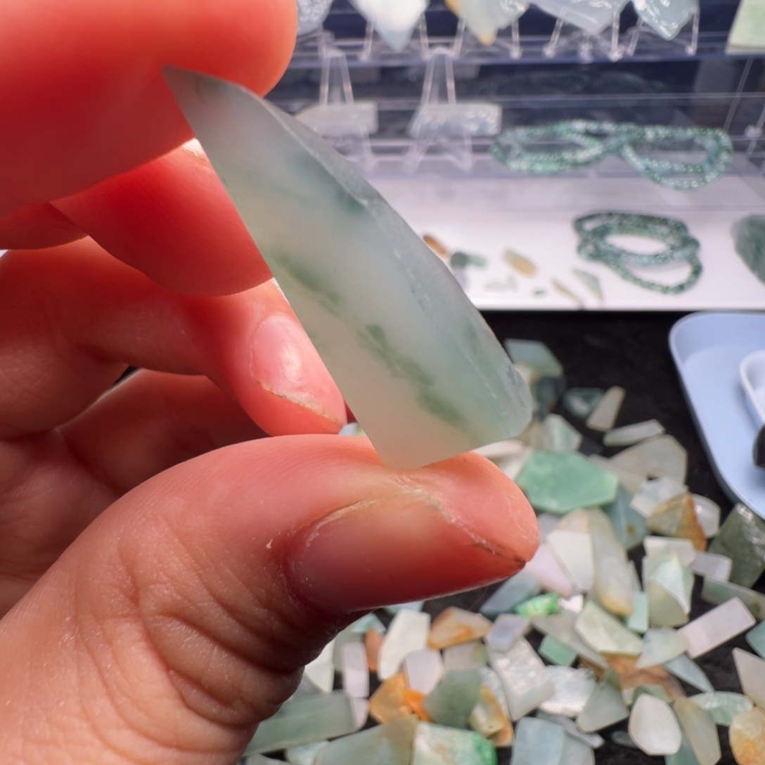 翡翠裸石缅甸翡翠A货