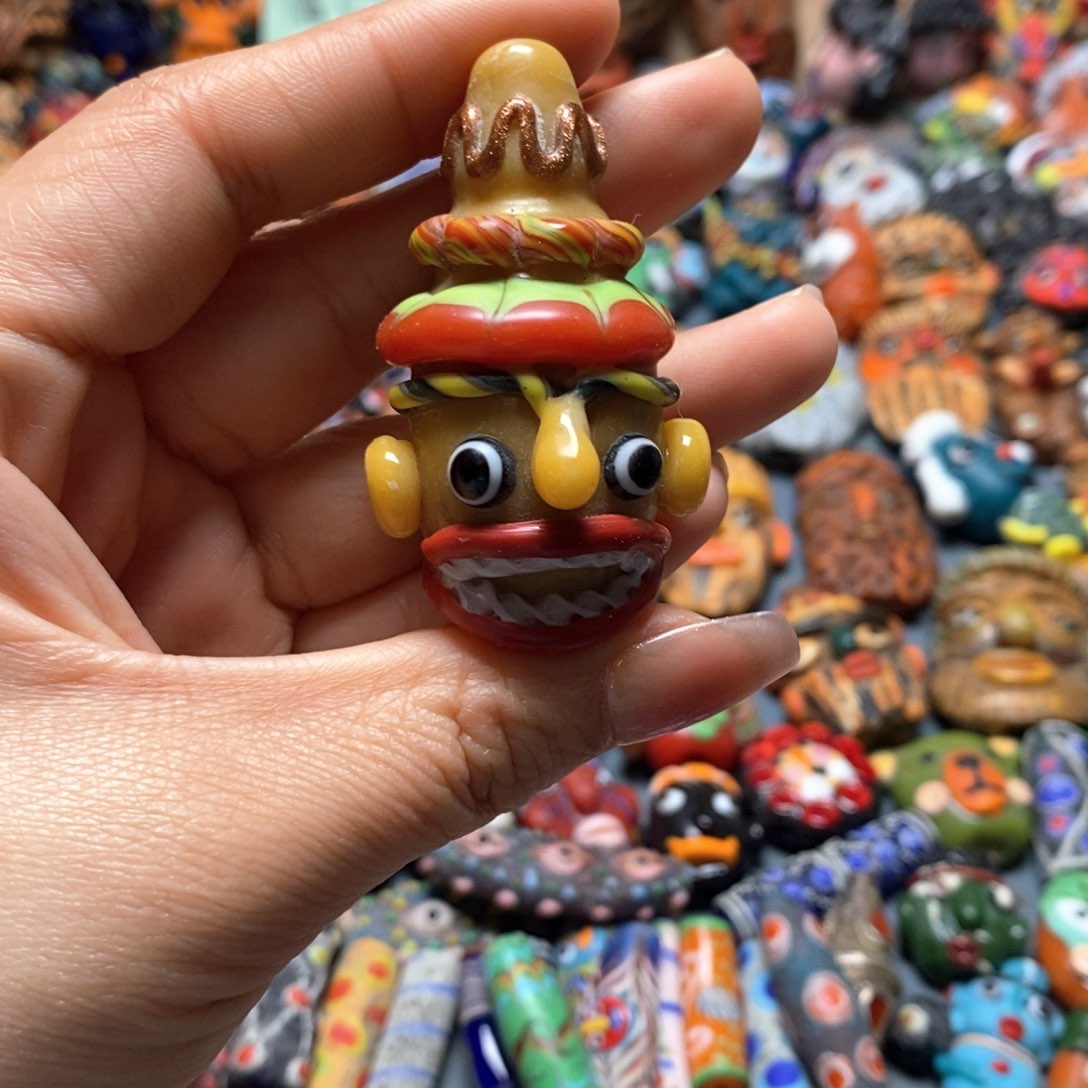 琉璃颈饰印度尼西亚精灵