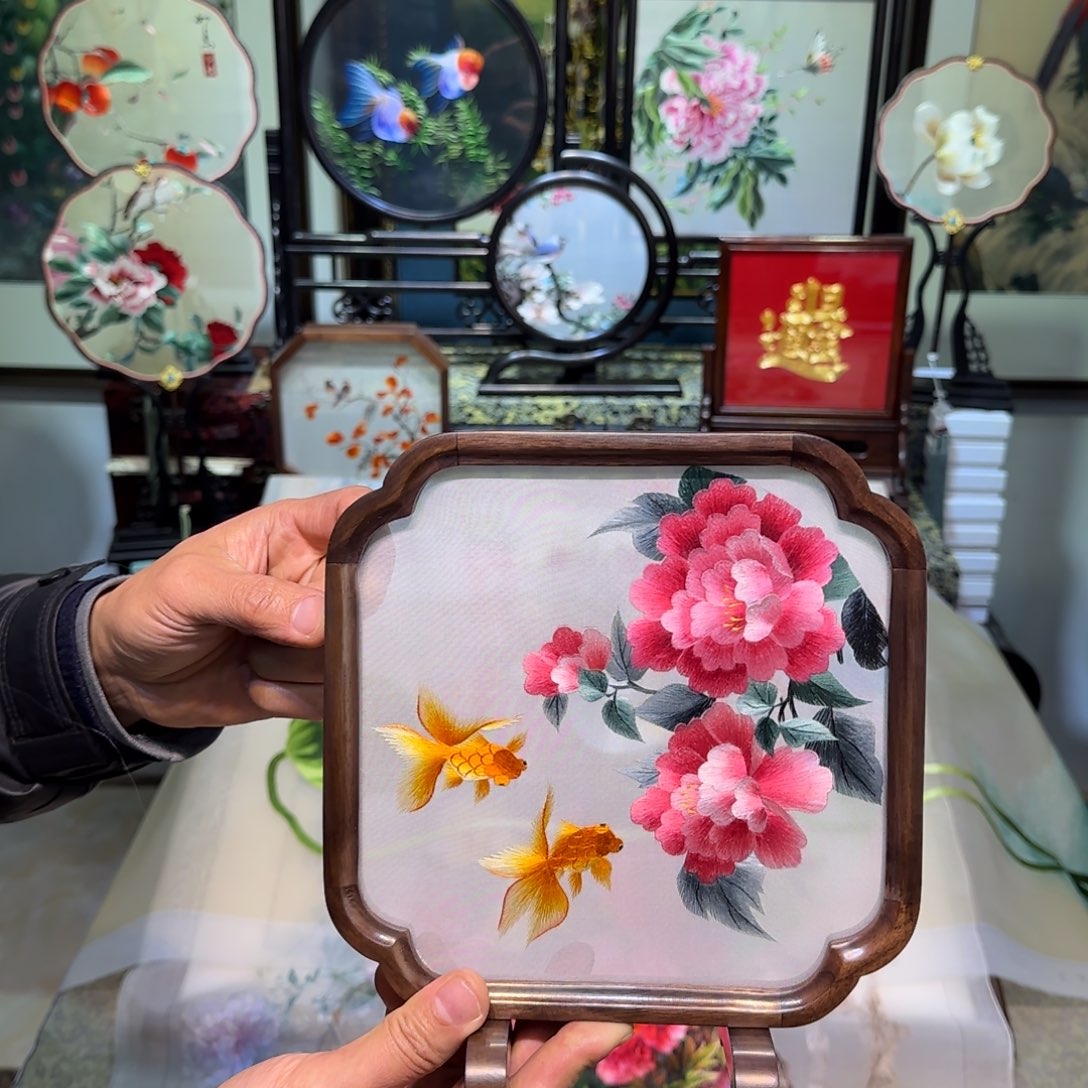 刺绣刺绣工艺精湛