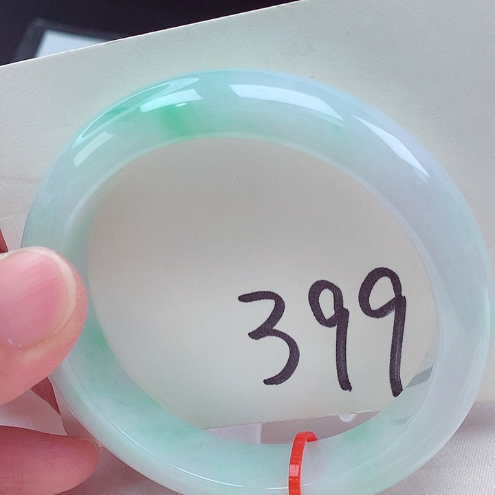 翡翠未镶嵌手镯翡翠