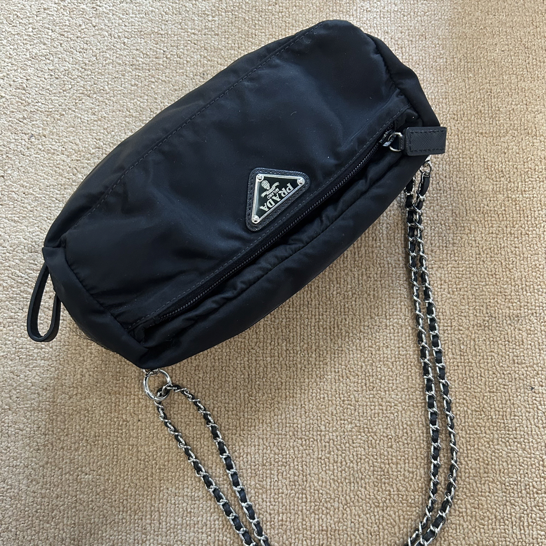 95新 Prada/普拉达 Prada手拿包