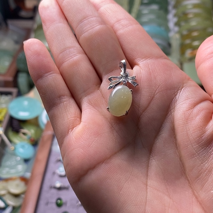 蛇纹石玉银S925镶嵌颈饰