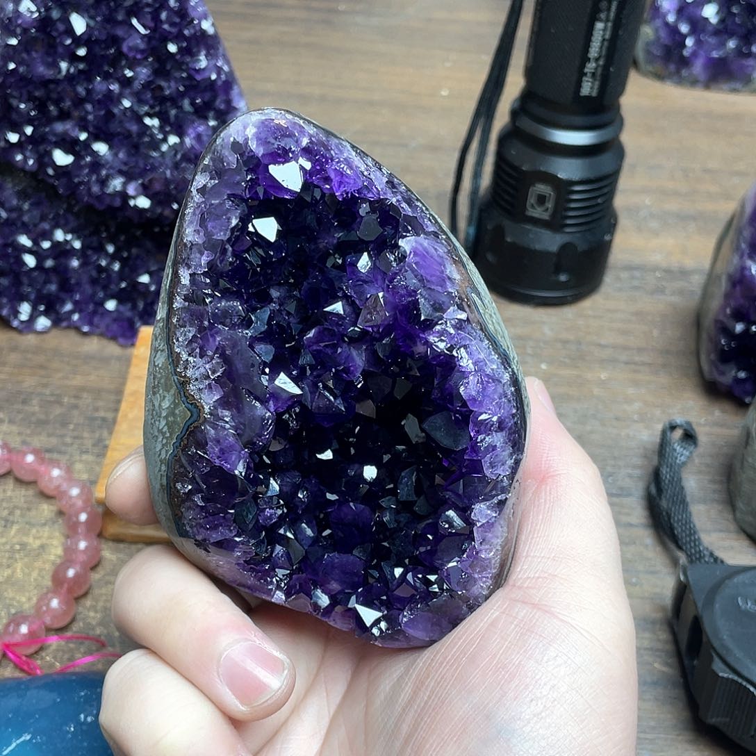 紫晶大型摆件（非配饰）未镶嵌