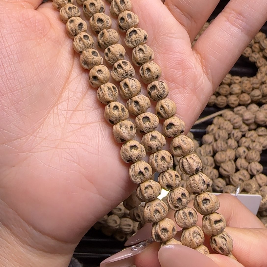 柏香籽/百香籽吊坠阿*雷