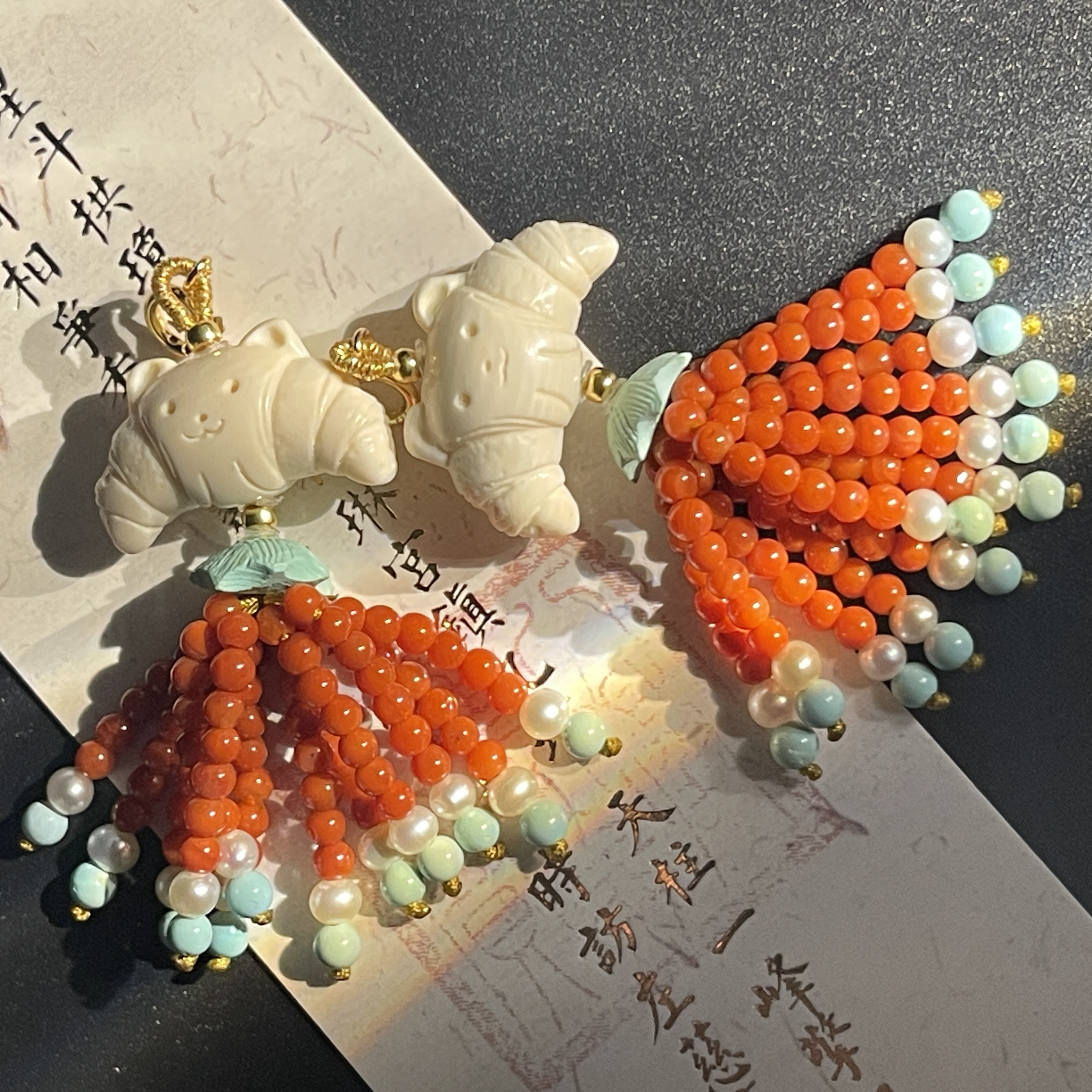 非金属木质吊坠 【FP1223106】可爱牛角包经典百搭小提溜