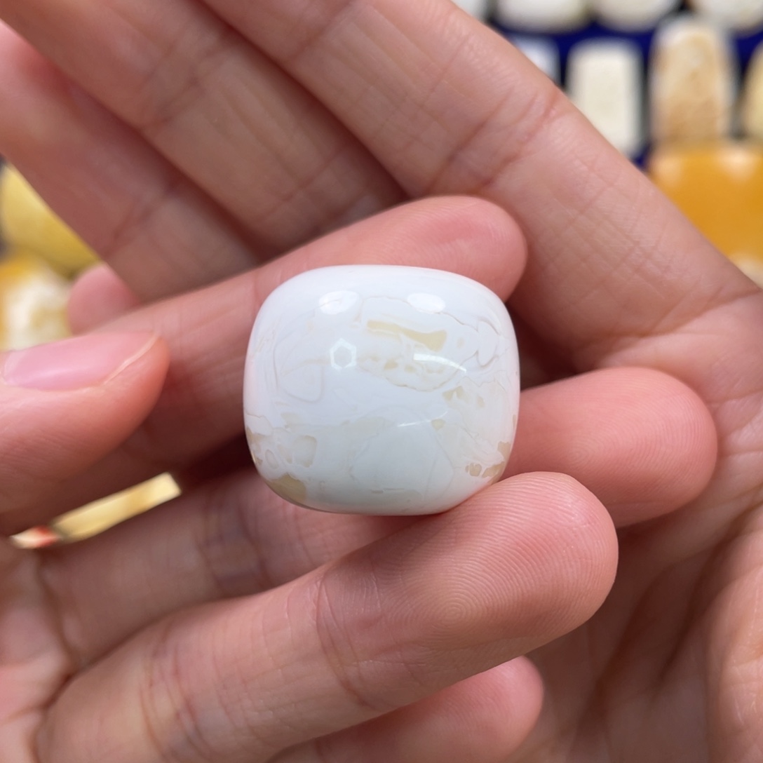 蜜蜡裸石未镶嵌琥珀蜜蜡扣子