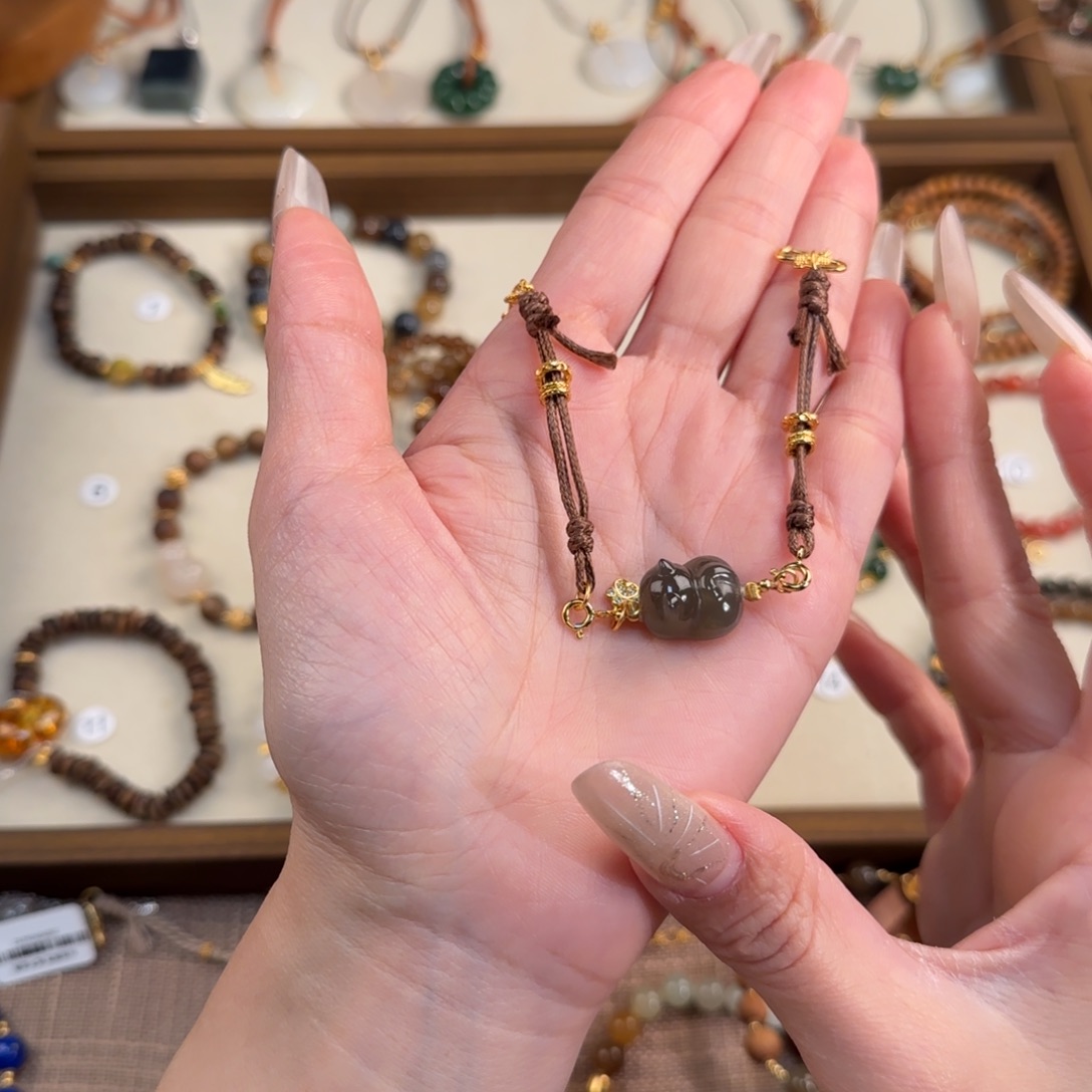 燃***燃南红玛瑙合金手链