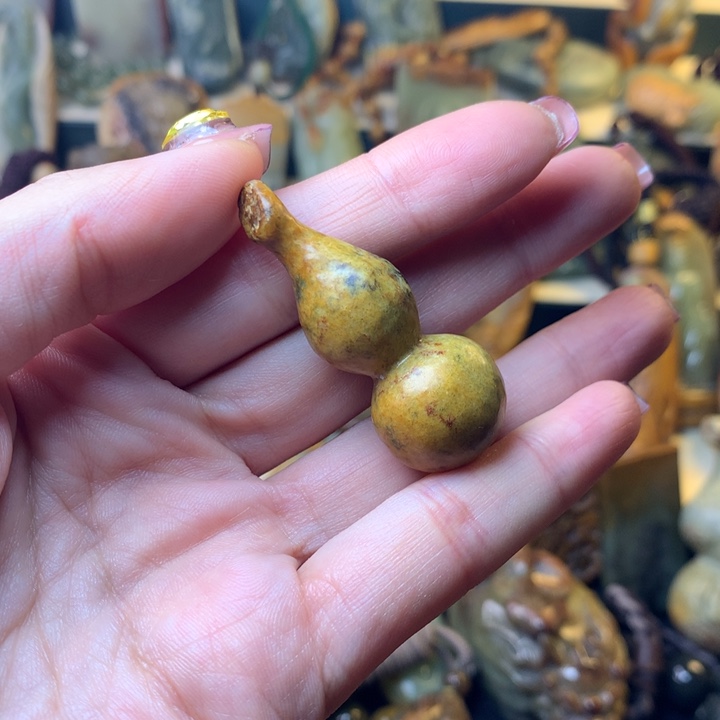 岫岩河磨玉（透闪石质玉）手链未镶嵌五*柒