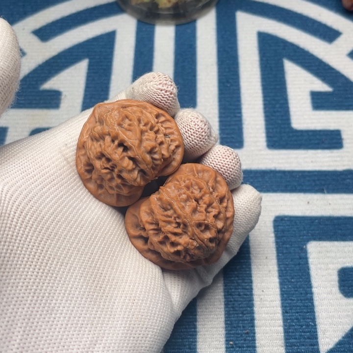 把件文玩核桃宫灯