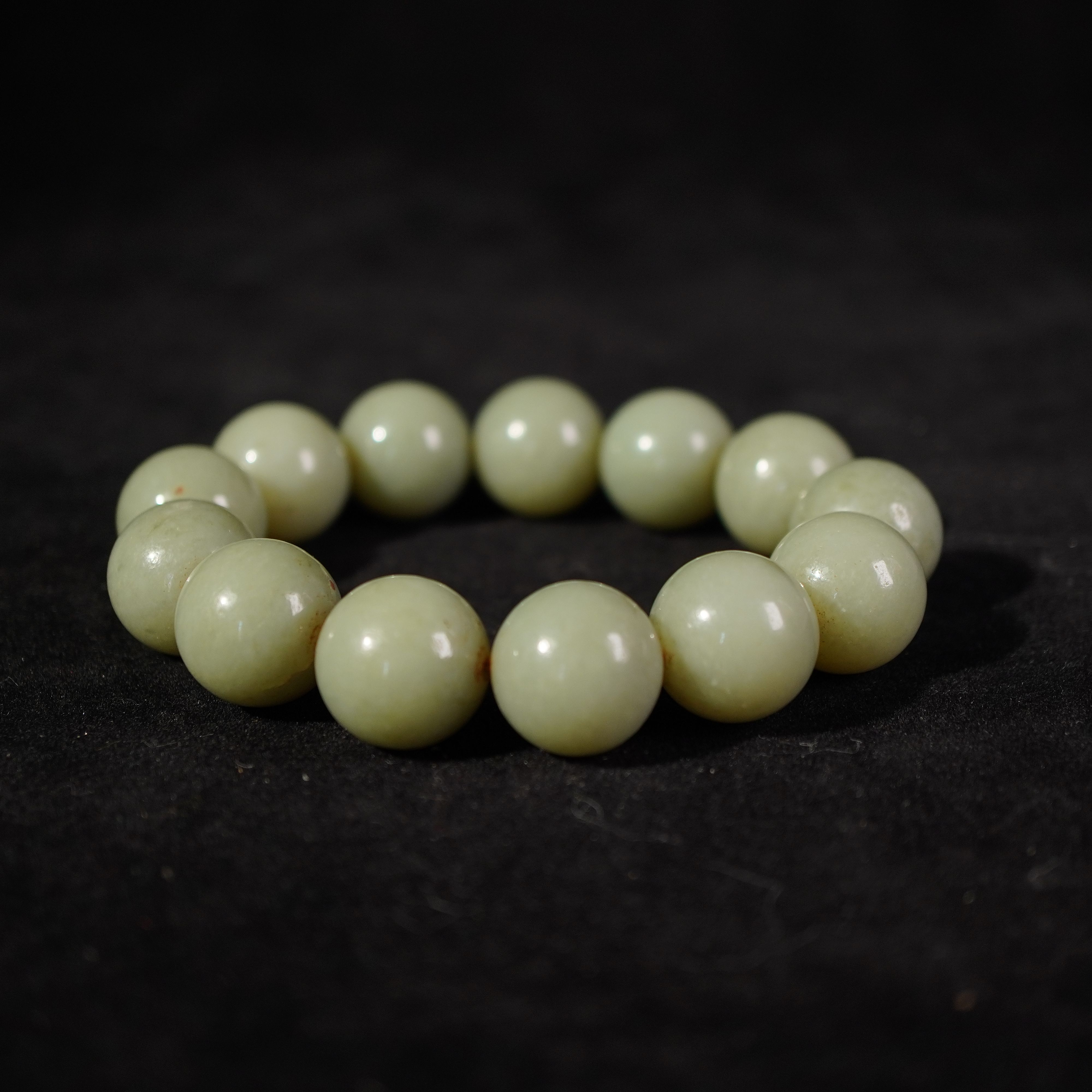 23K1  清  和田玉素面手串