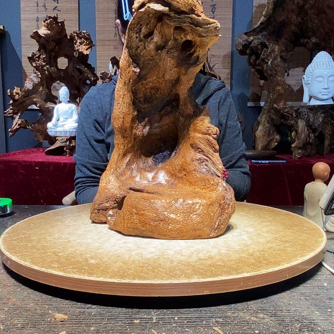 小***哥195株木随行的小根艺