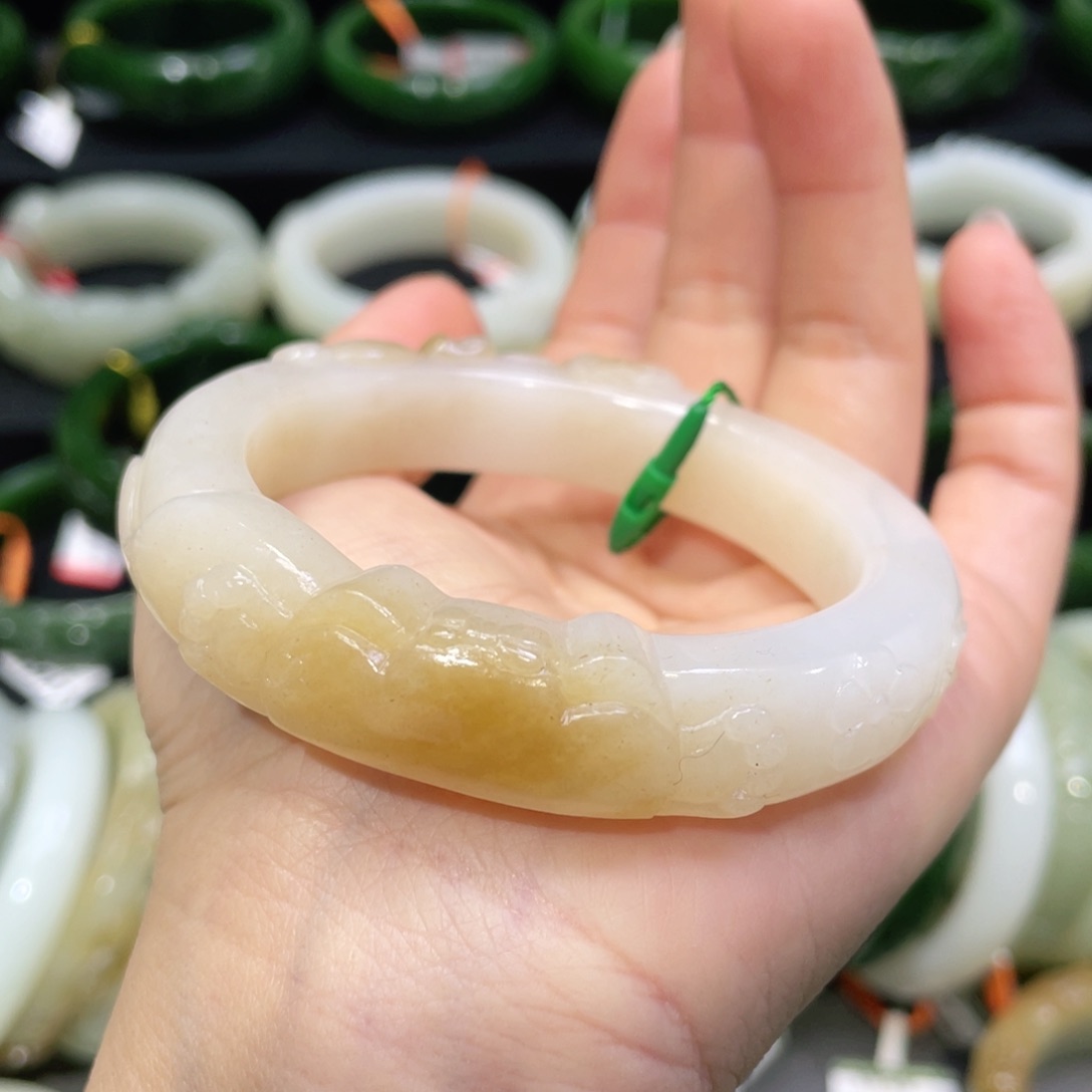 未镶嵌手镯和田玉37