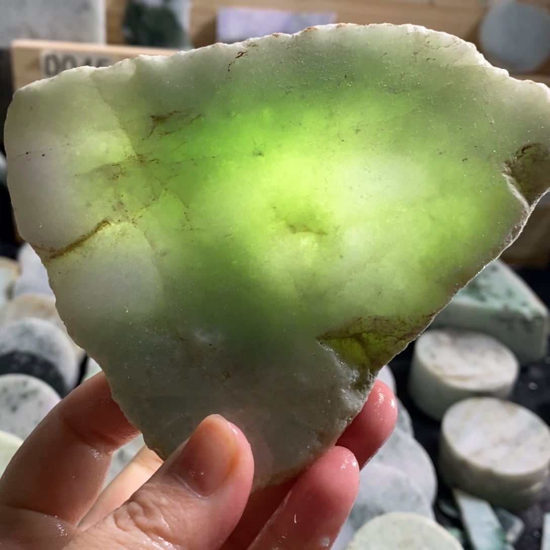 颈饰未镶嵌翡翠天然翡翠