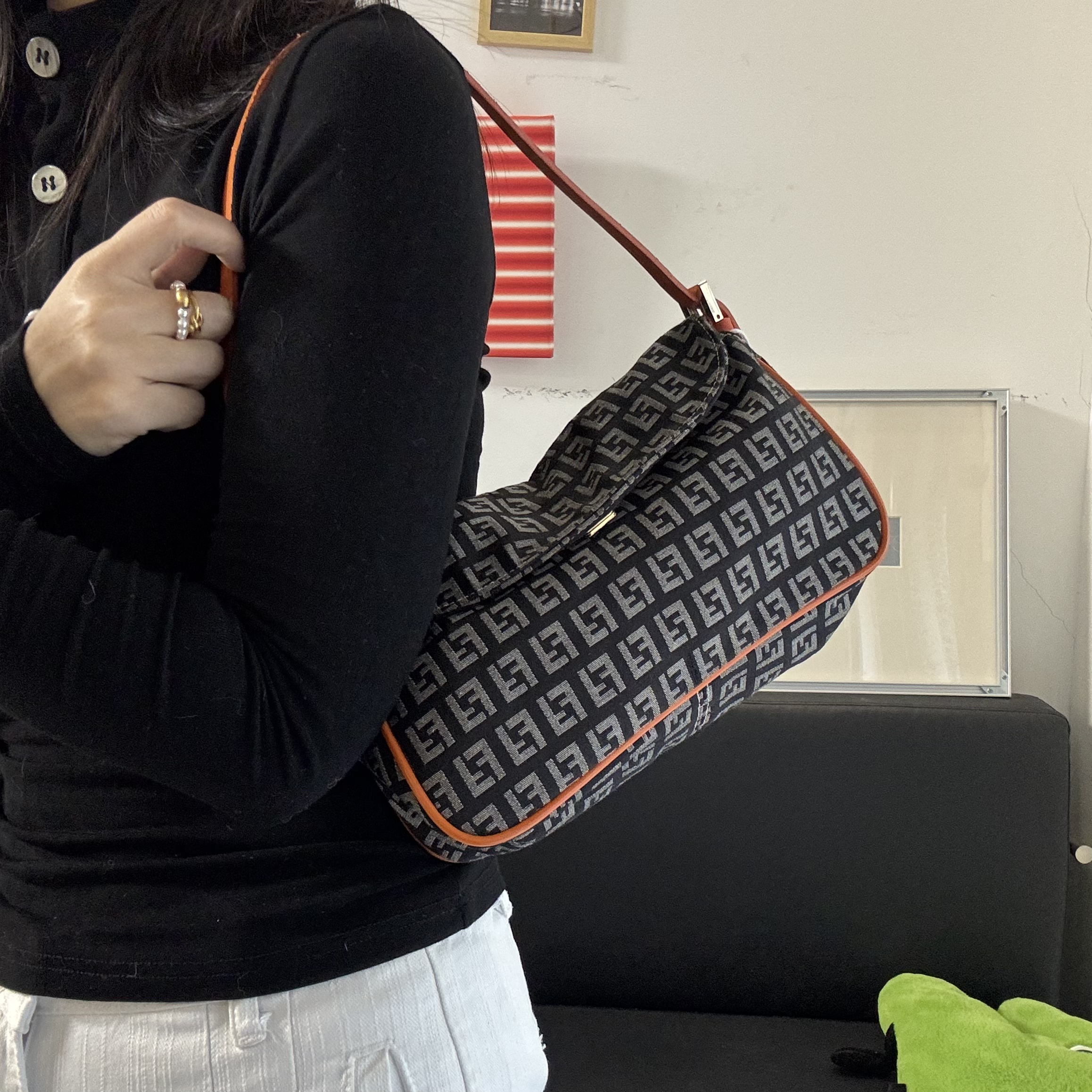 95新 FENDI/芬迪 7 蓝色老花帆布单肩腋下包