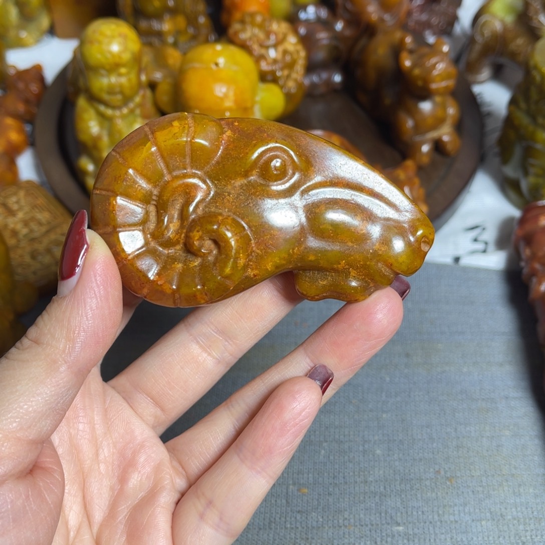 蛇纹石玉合金颈饰