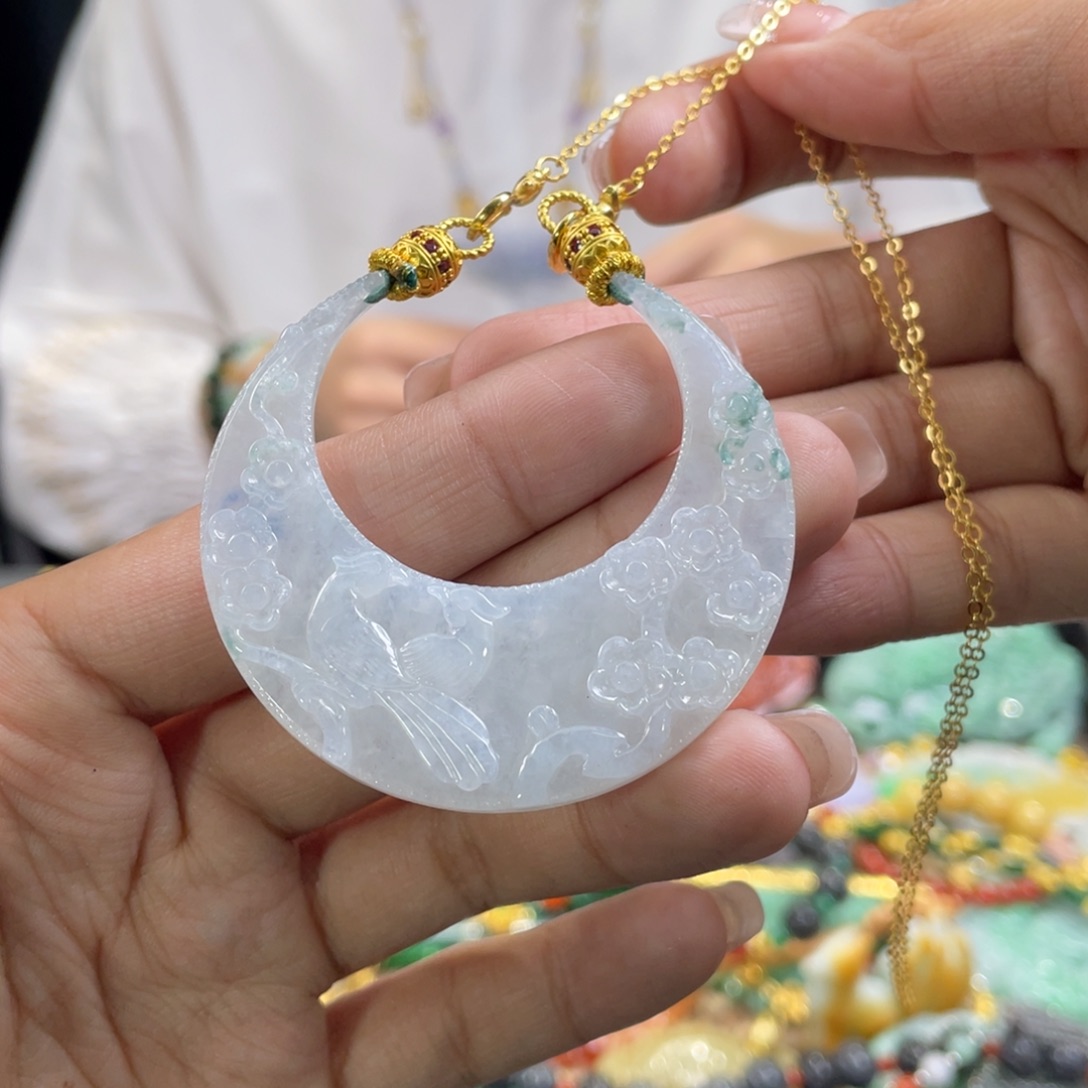 翡翠颈饰未镶嵌代编织