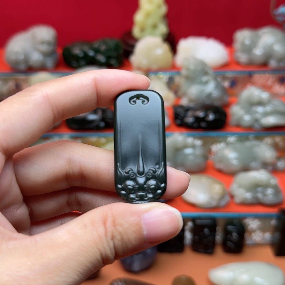 未镶嵌和田玉挂件