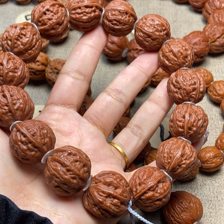 文玩核桃吊坠粗筋八棱