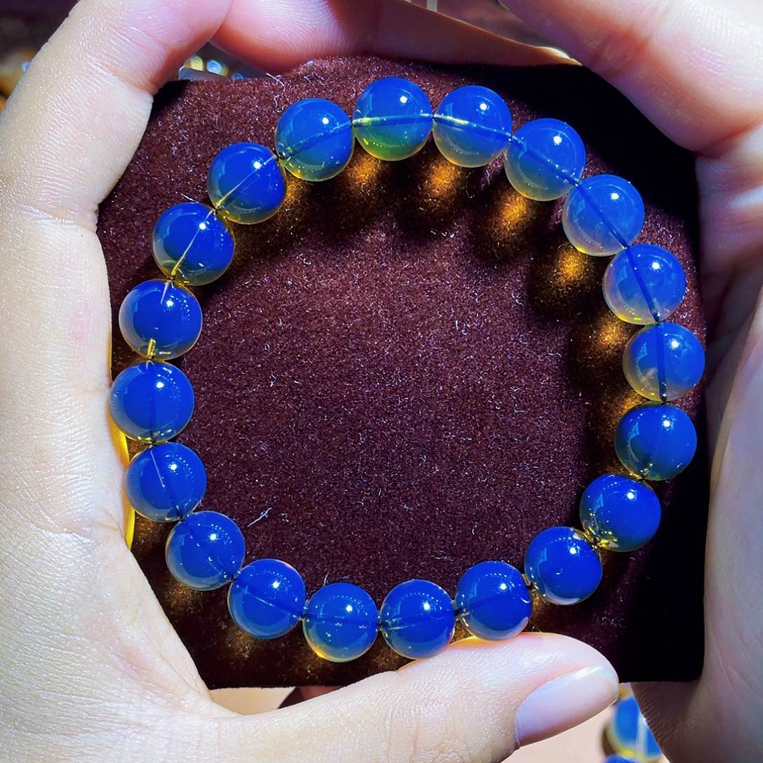 蓝珀裸石未镶嵌9手串