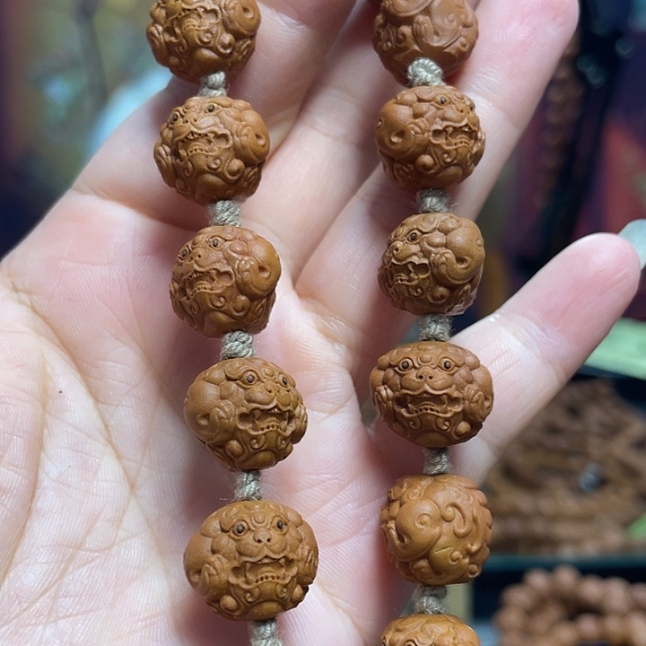 手串/手链橄榄核龙纹