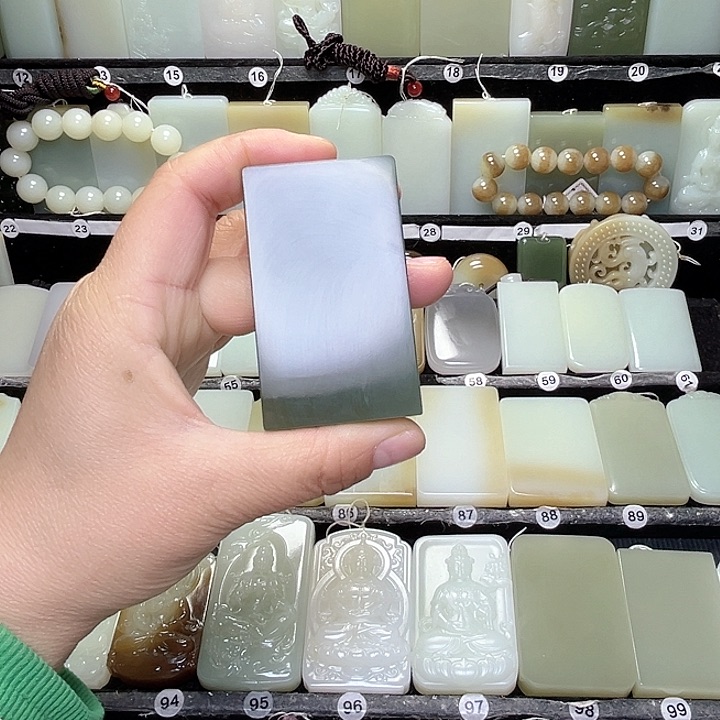 和田玉和田玉未镶嵌T*