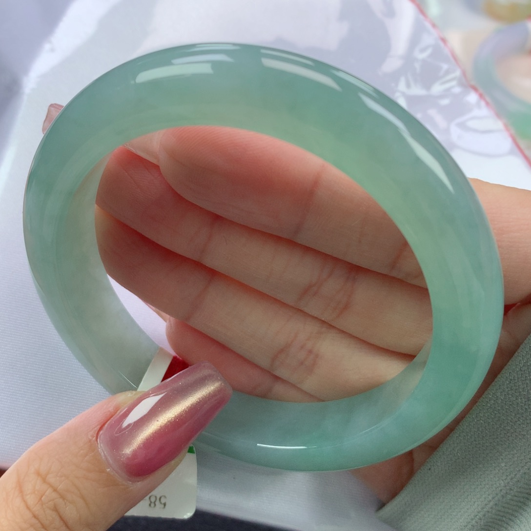 翡翠手镯未镶嵌缅甸天然翡翠A货58