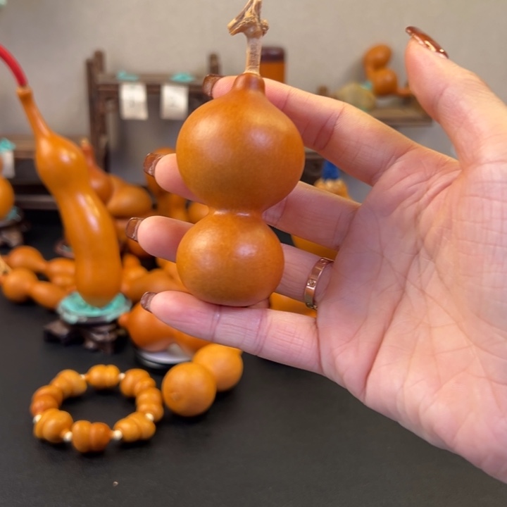 开***呆咕噜咕噜咕噜咕噜^_^ 