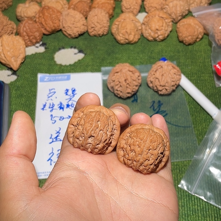 把件文玩核桃37精对血麒麟无黄无修