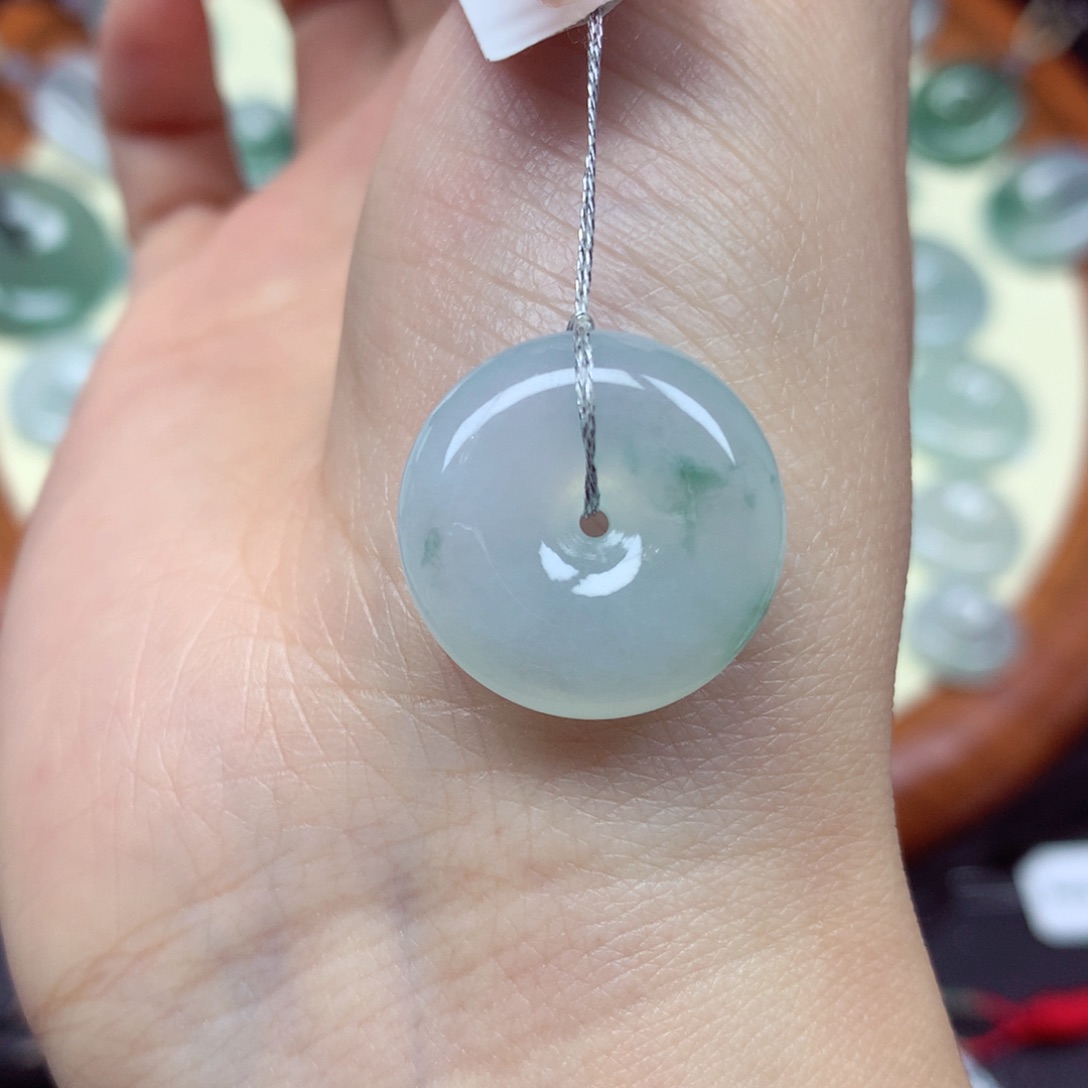 翡翠未镶嵌颈饰吊坠19.4/6mm