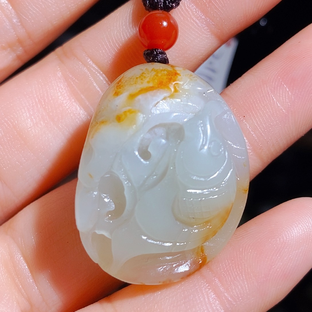 和田玉颈饰未镶嵌