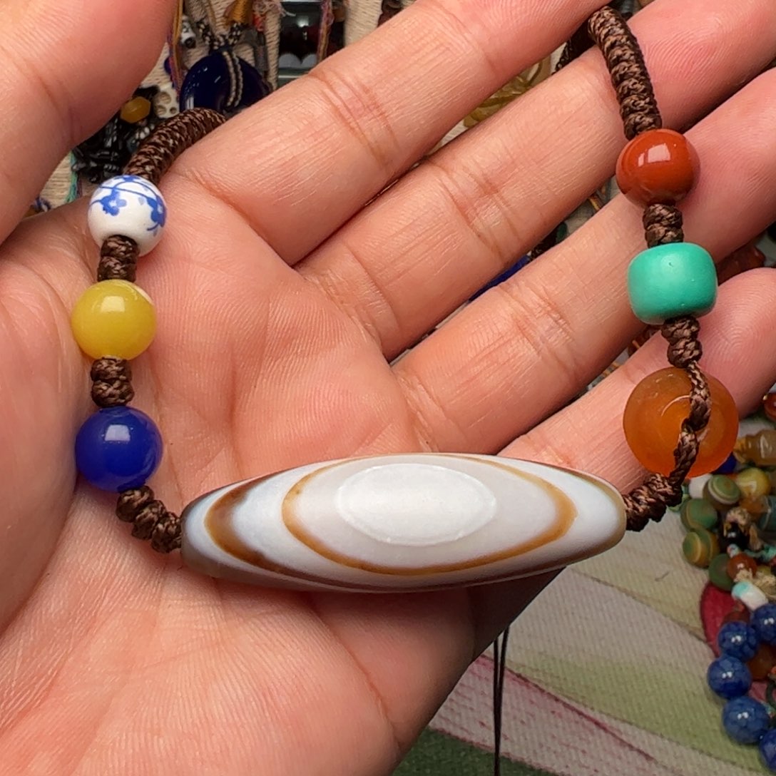 玛瑙/玉髓颈饰未镶嵌