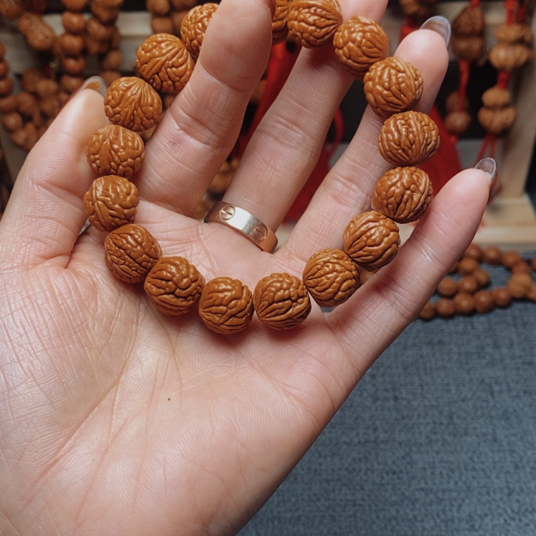 吊坠桃核龙纹桃枭