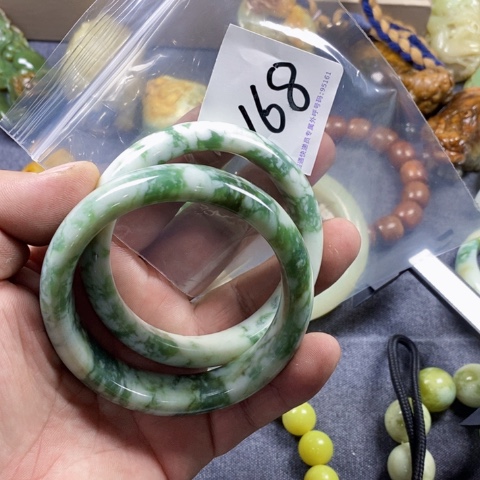 未镶嵌蛇纹石玉手链