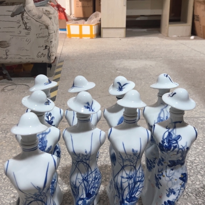 瓷1斤手绘美女酒瓶