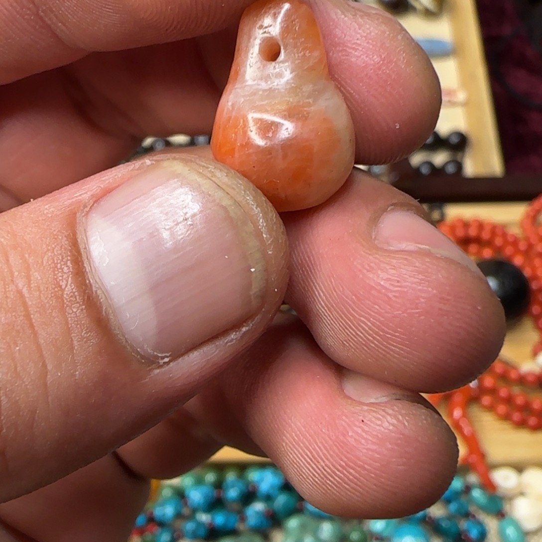 南红玛瑙未镶嵌手链