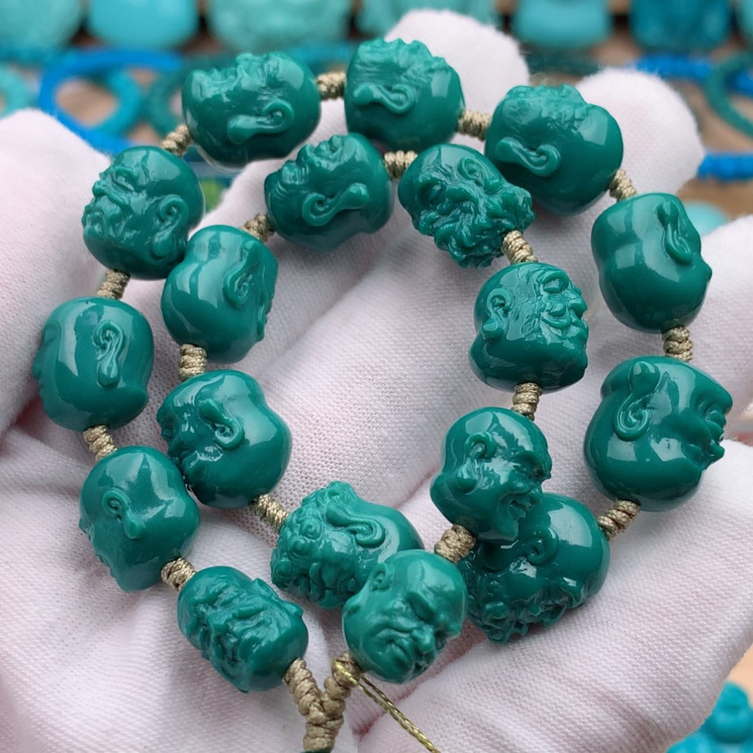 未镶嵌绿松石珠宝奇石