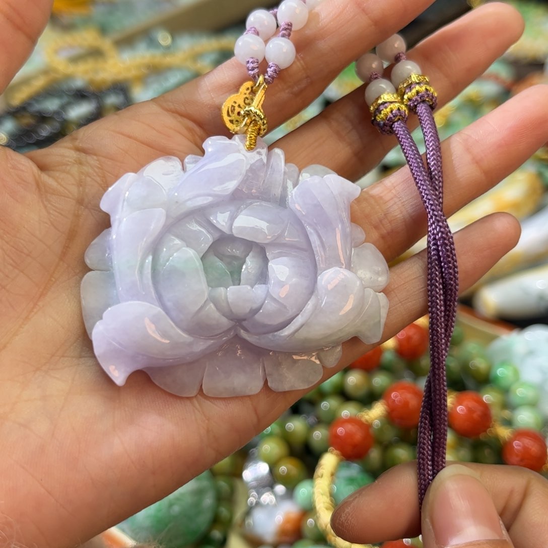 翡翠颈饰未镶嵌待编款