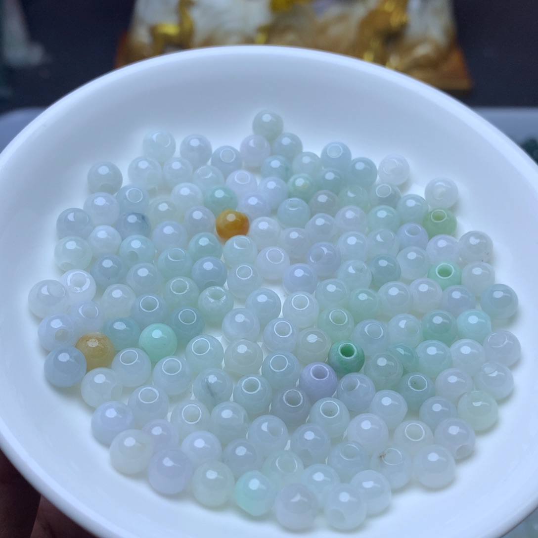 【闪购商品】翡翠手链未镶嵌卡6绿白大孔100个