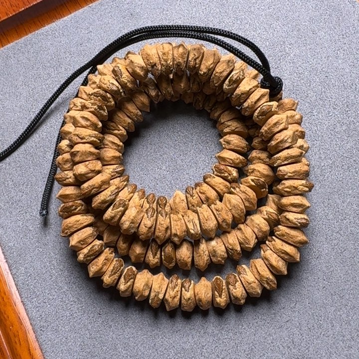 柏香籽/百香籽吊坠?****