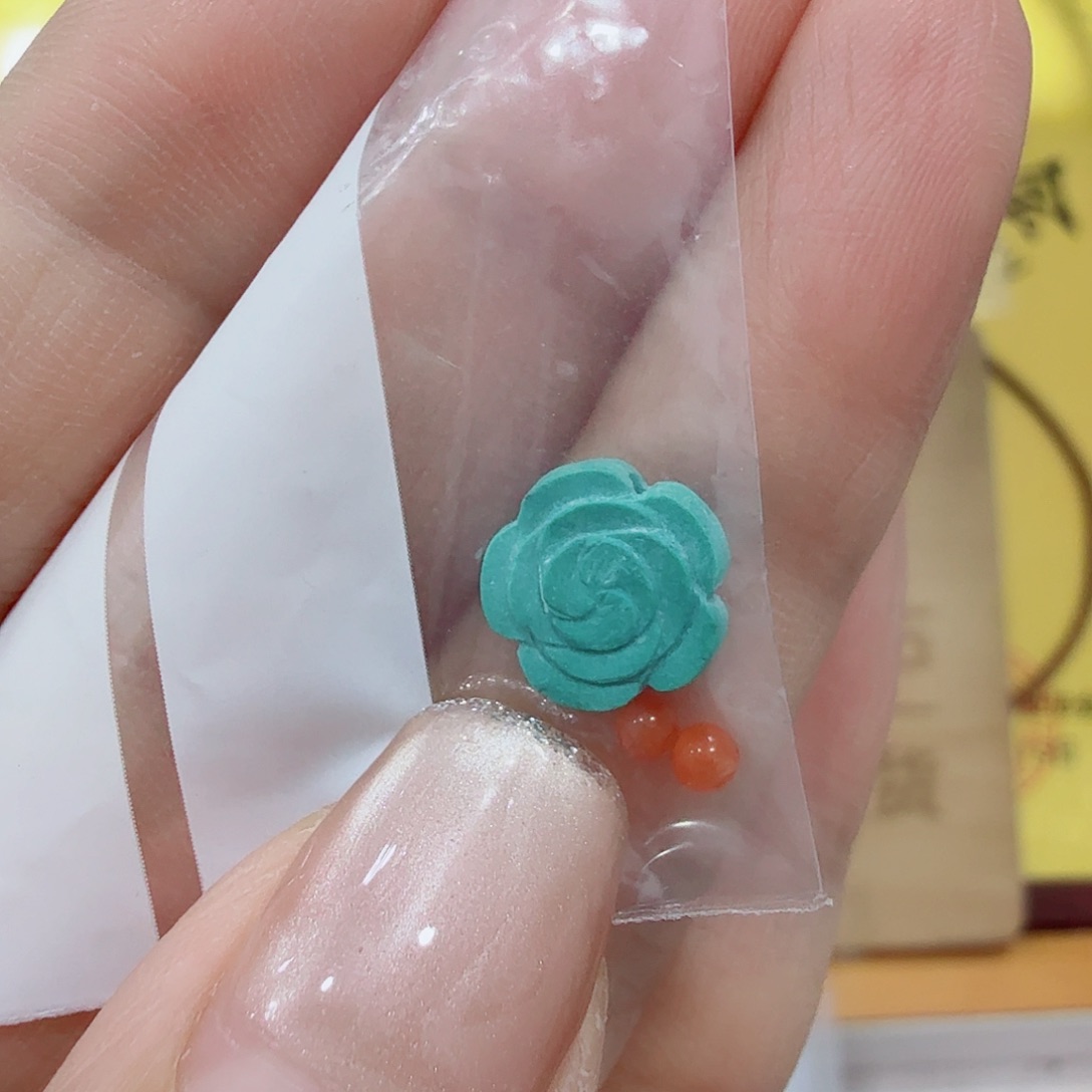 未镶嵌南红玛瑙珠宝奇石