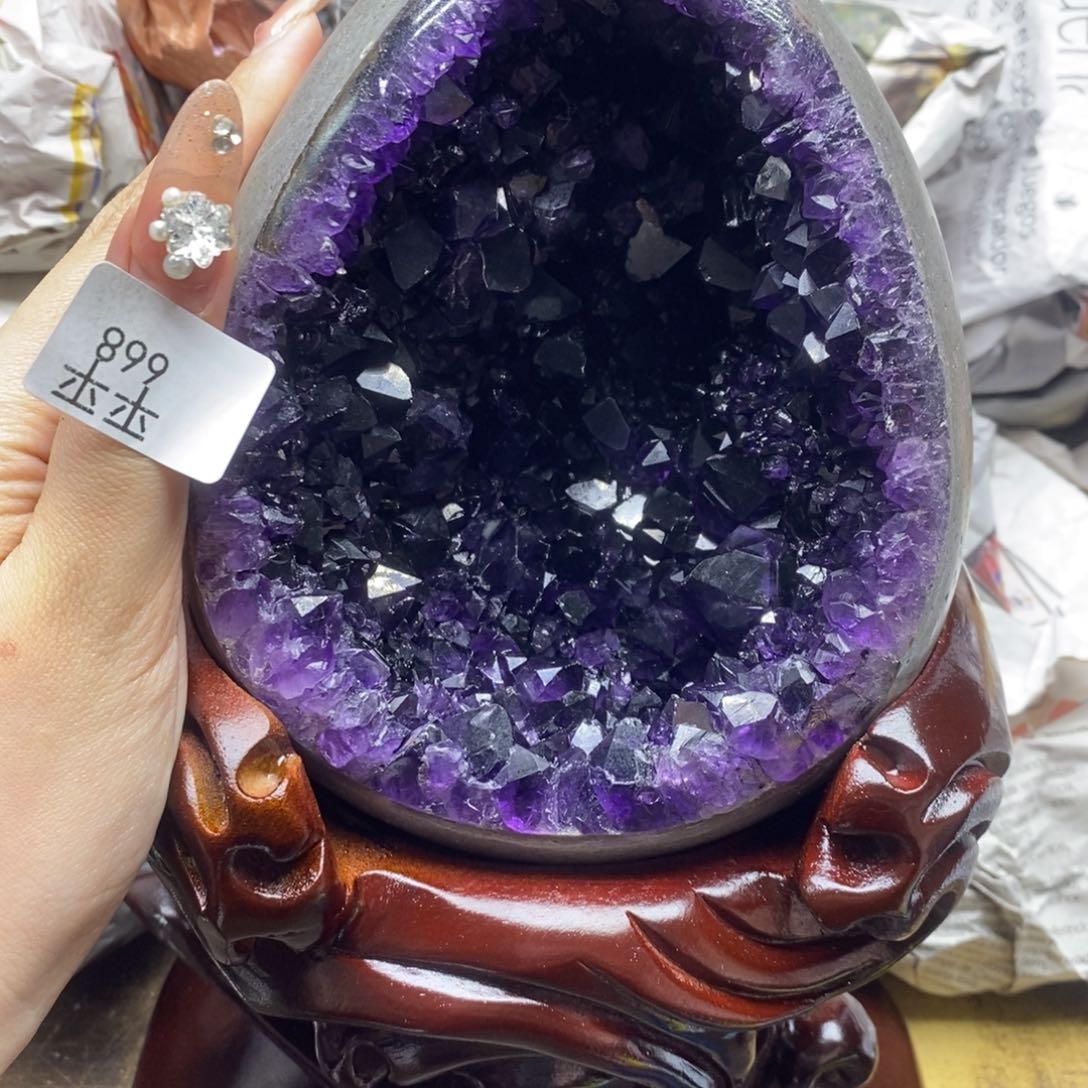 乌拉圭未镶嵌紫晶