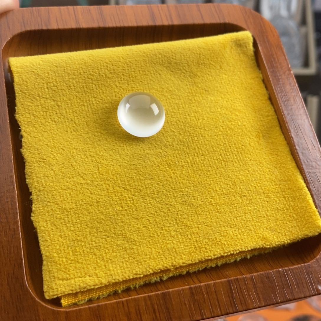 石英质玉颈饰未镶嵌小*鬼