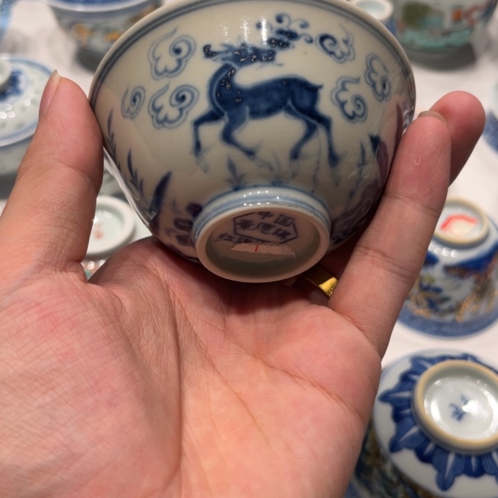 景德镇陶瓷杯子的