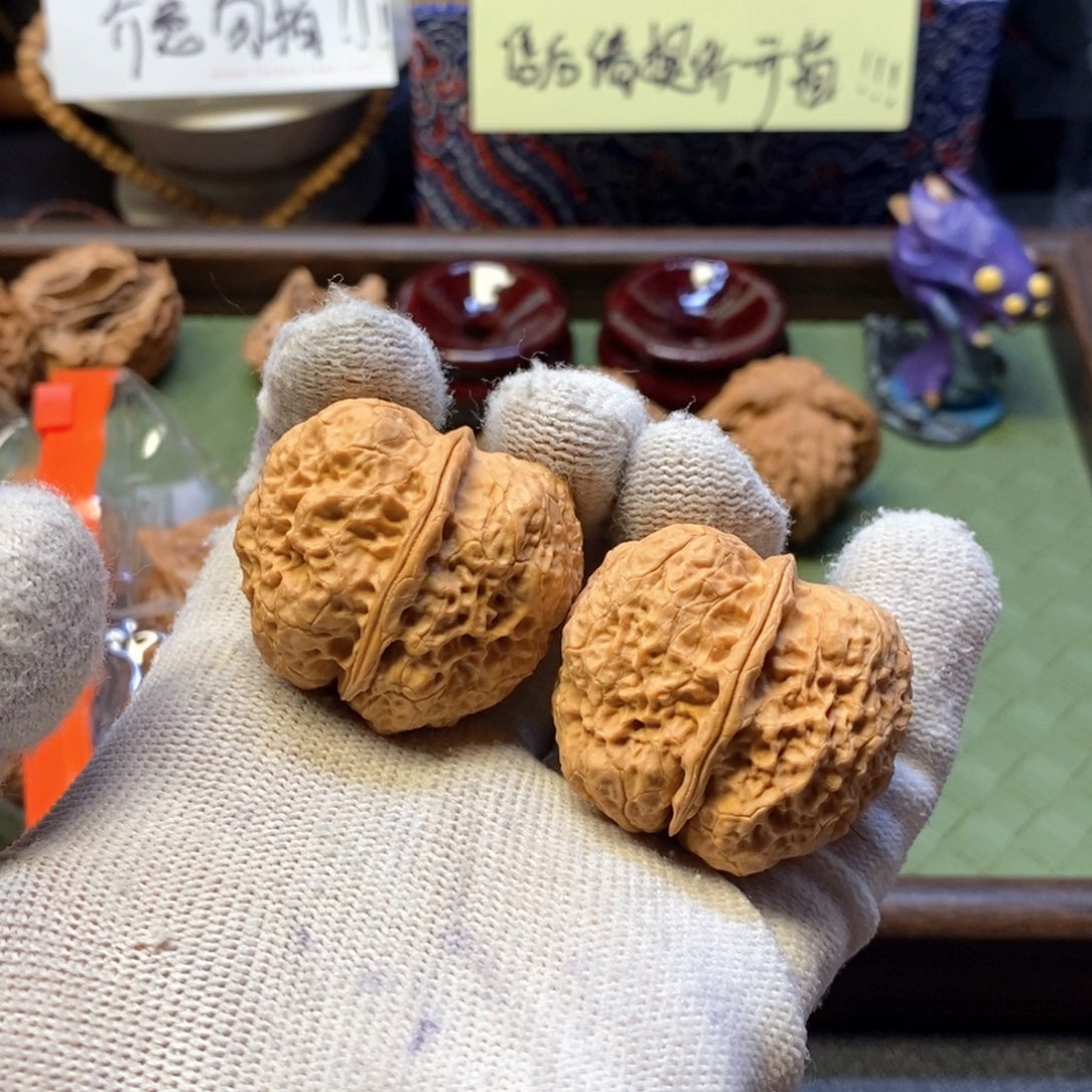 文玩核桃吊坠36肚云南铁核桃金蟾一物一图