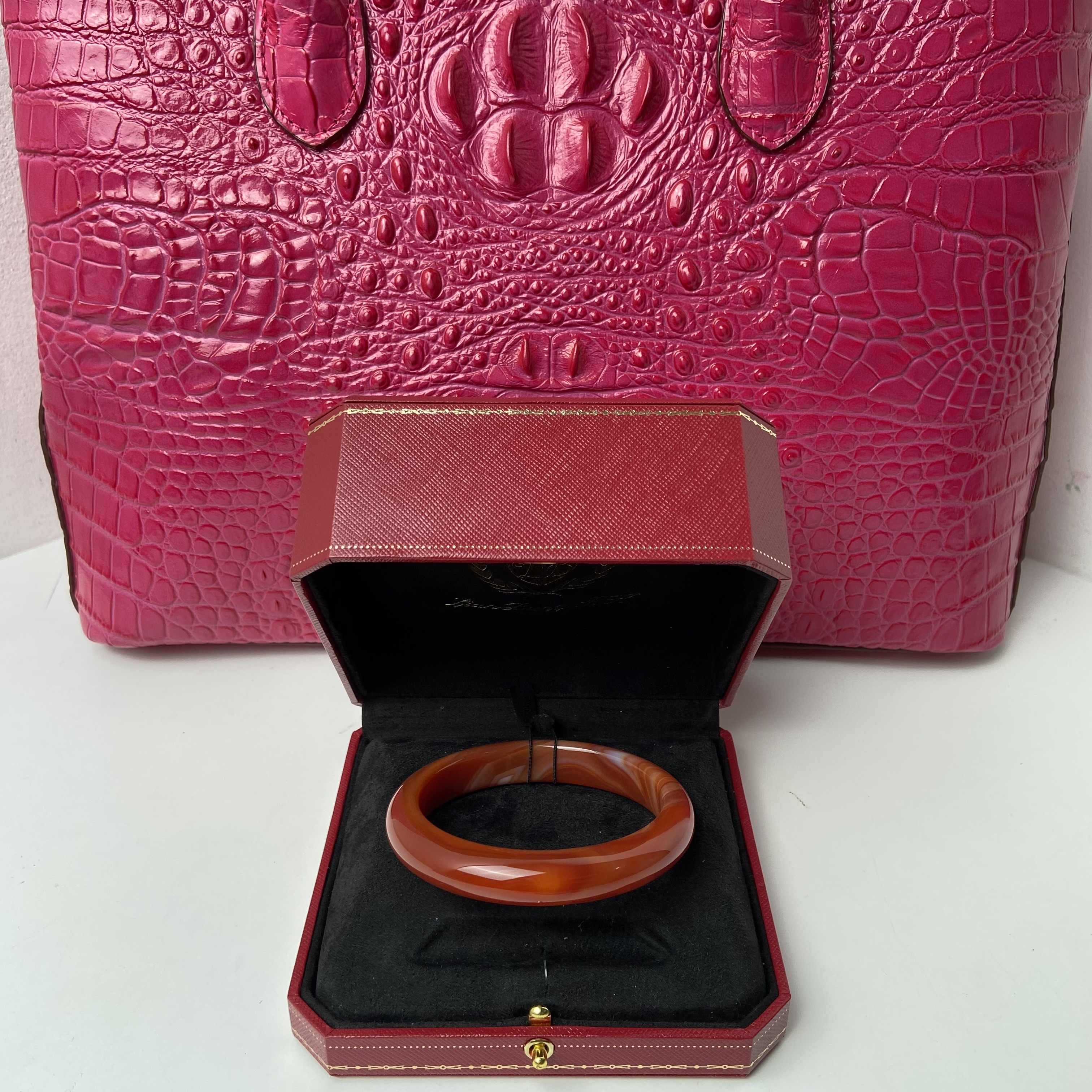 3680---端庄典雅贵气手镯（多样性发货）