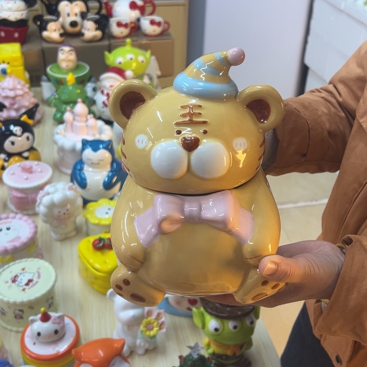 摆件陶瓷等行业的产品出口