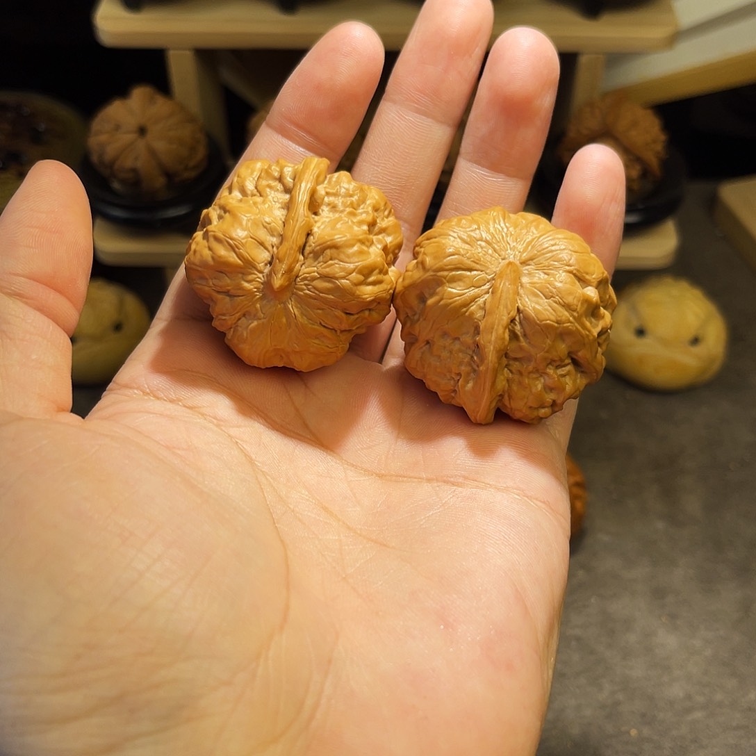 文玩核桃把件蛤蟆头一帆风顺